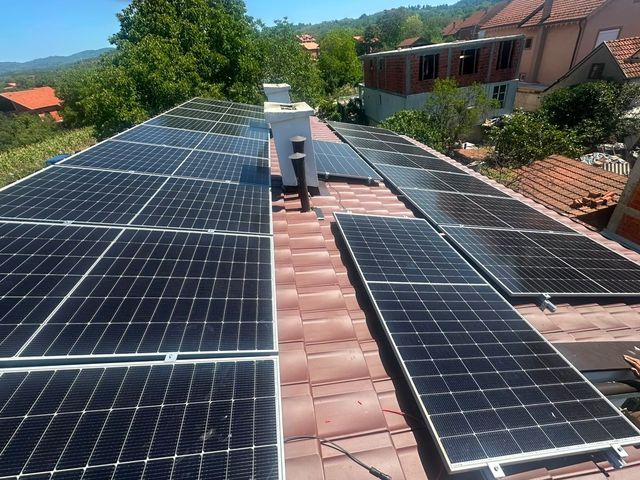 Solarna elektrana na krovu porodične kuće