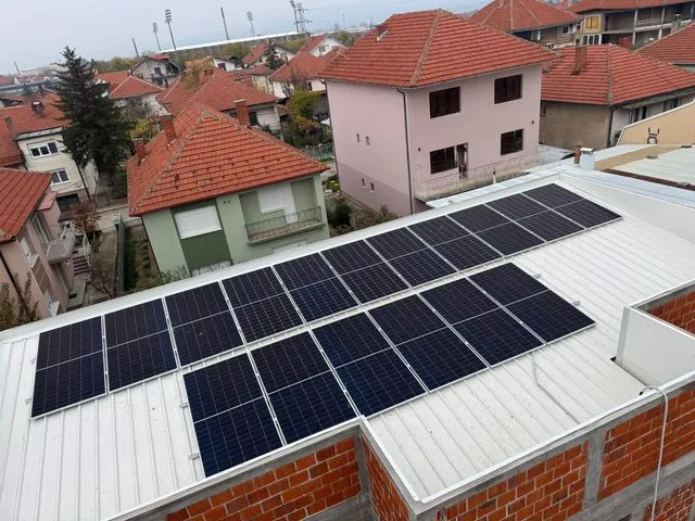 Solarna elektrana na krovu poslovnog objekta