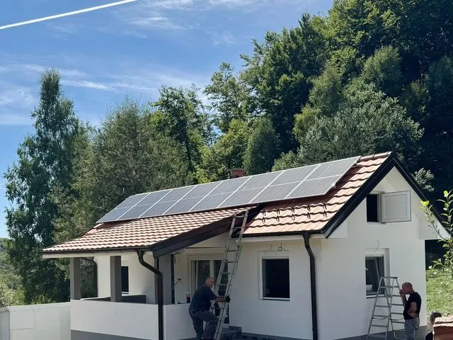 Solarna elektrana na krovu porodične kuće