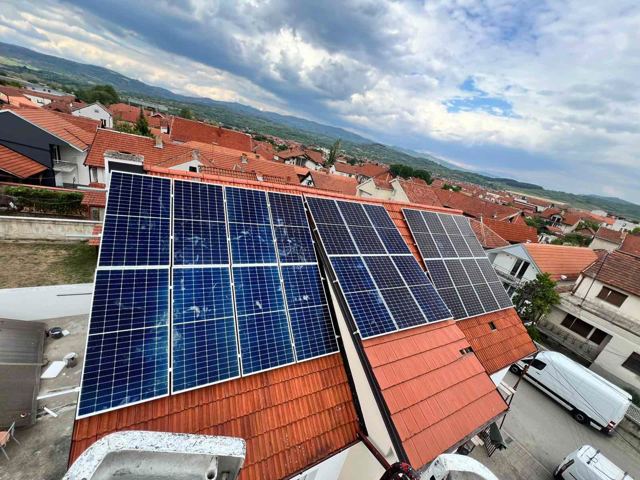 Solarna elektrana na krovu porodične kuće